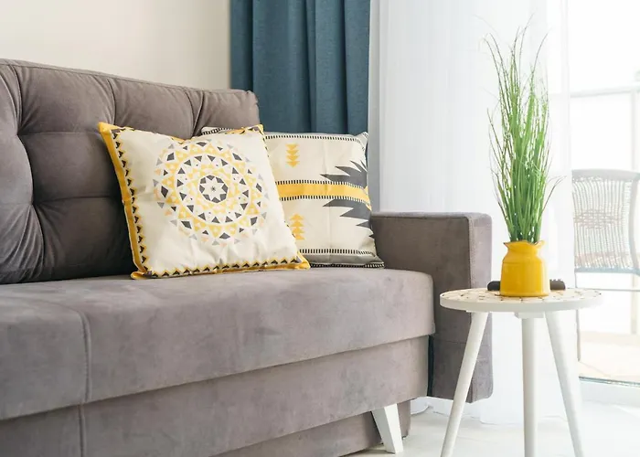 Bellamaya - Kapitanska 18 *